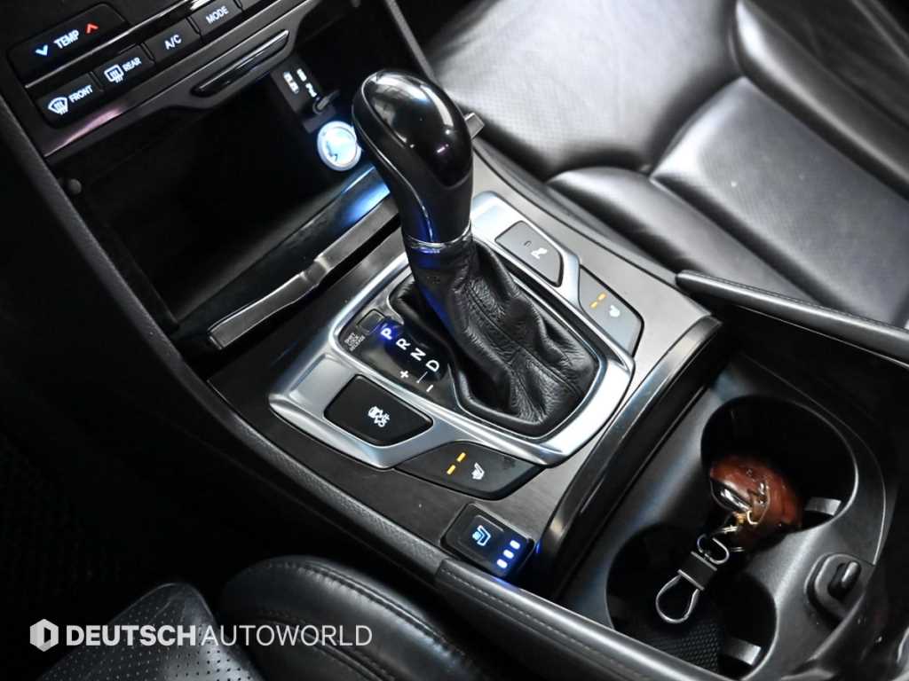 HYUNDAI Grandeur - Vista 9