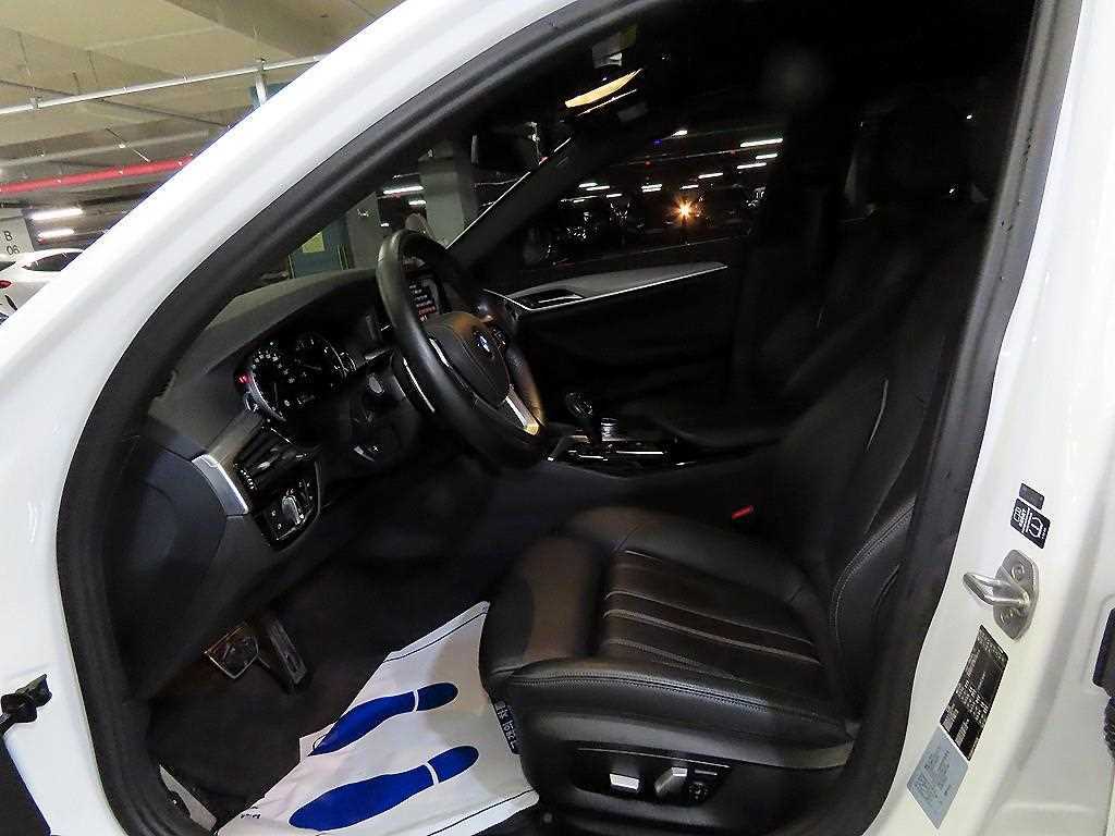 BMW 5 Series - Vista 6