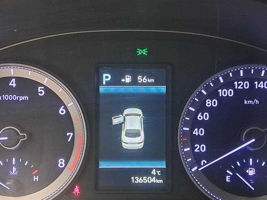 HYUNDAI Grandeur - Vista 8