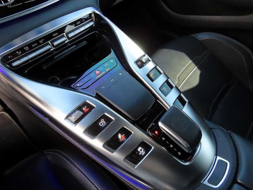 Mercedes Benz AMG GT - Vista 10