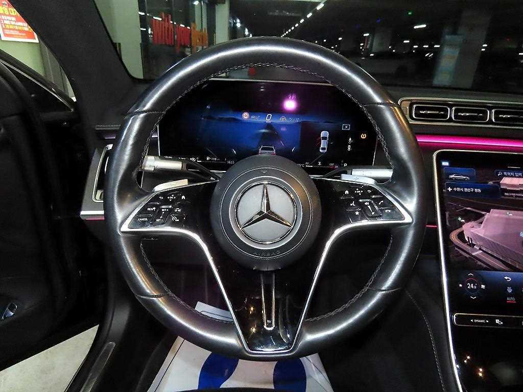 Mercedes Benz S Class - Vista 8