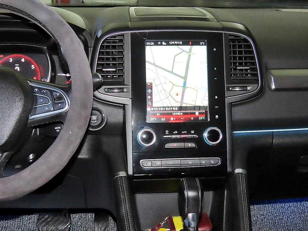 SAMSUNG QM6 - Vista 11