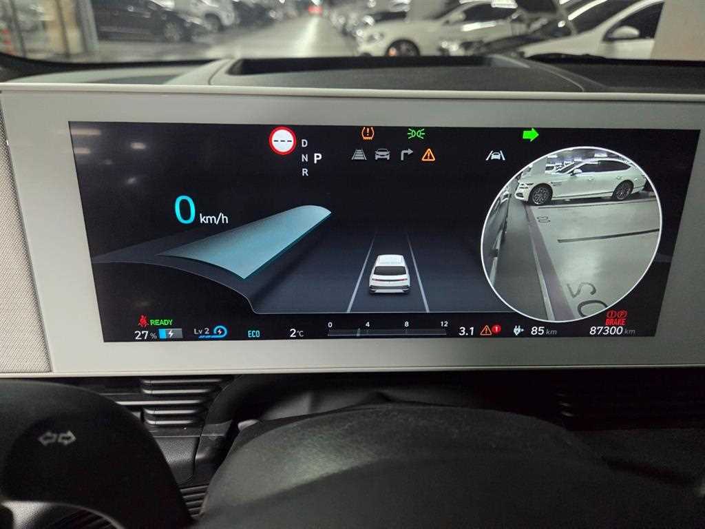 HYUNDAI Ioniq 5 - Vista 8