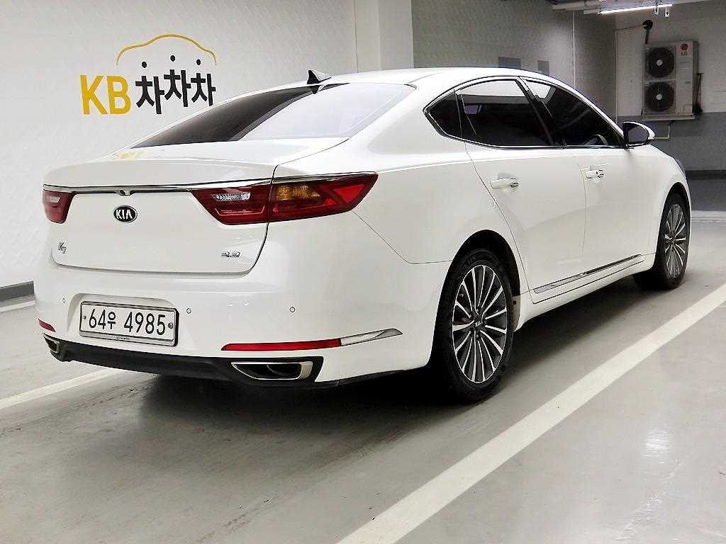 KIA K7 - Vista 4