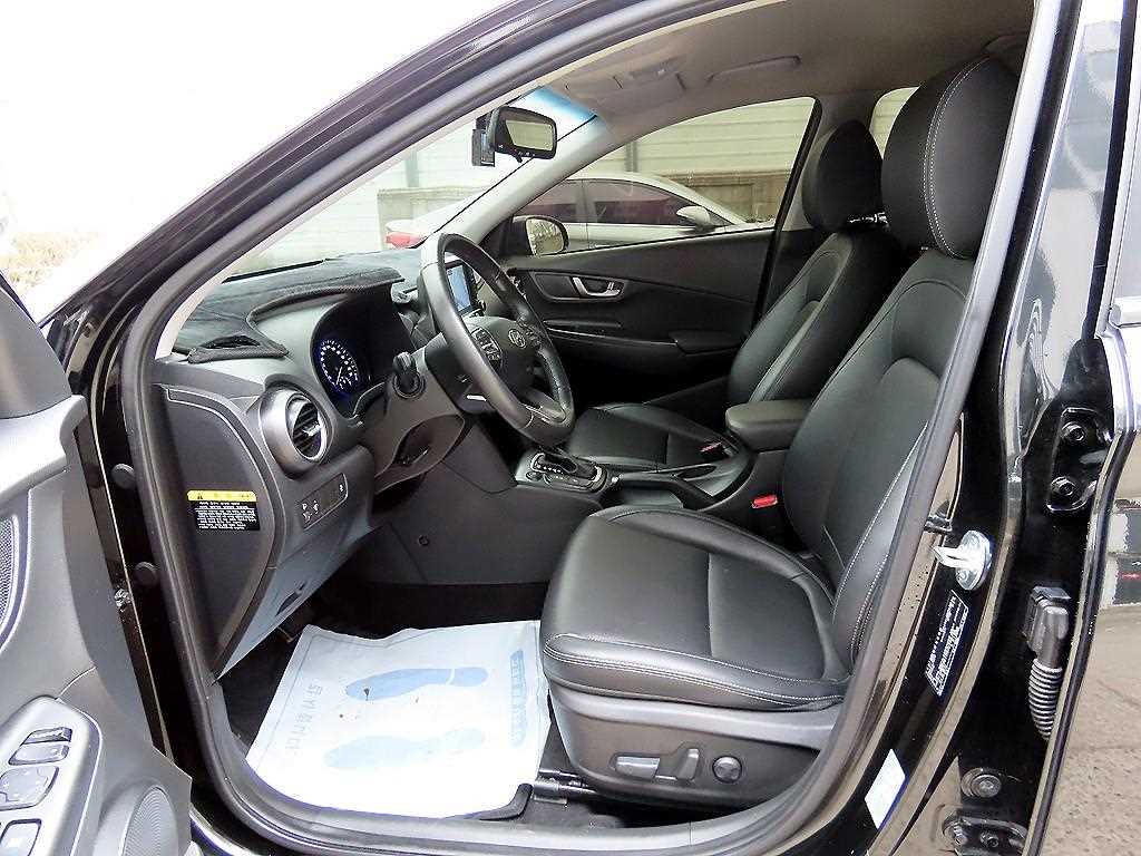 HYUNDAI Kona - Vista 5