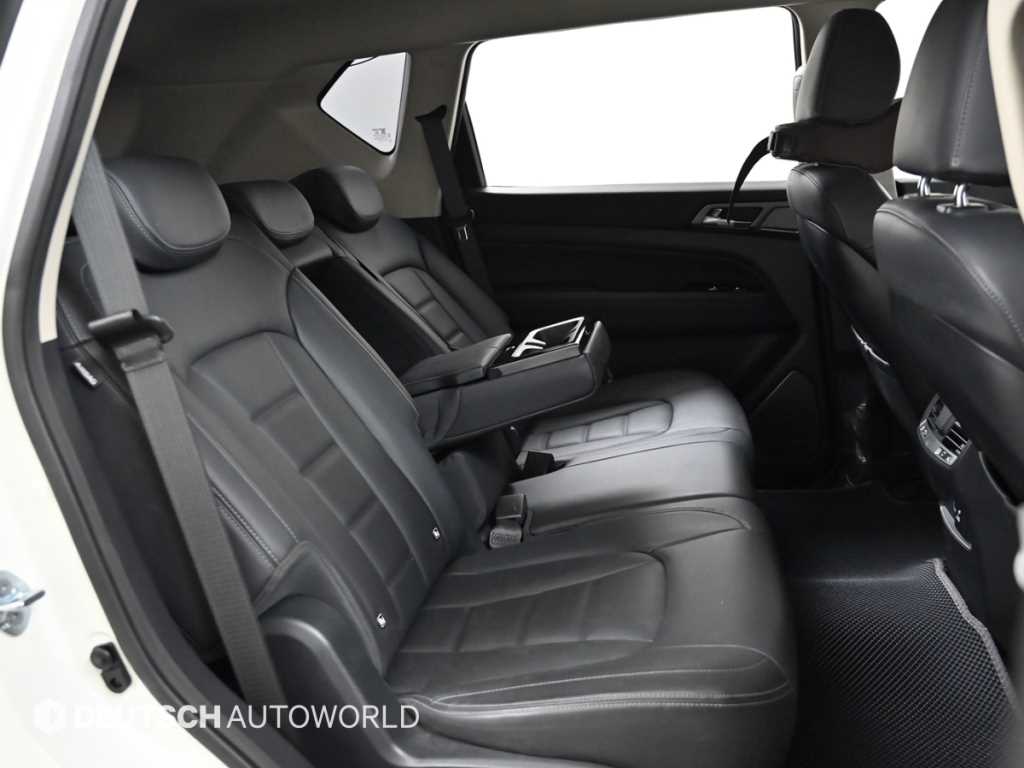 Ssangyong Rexton - Vista 12