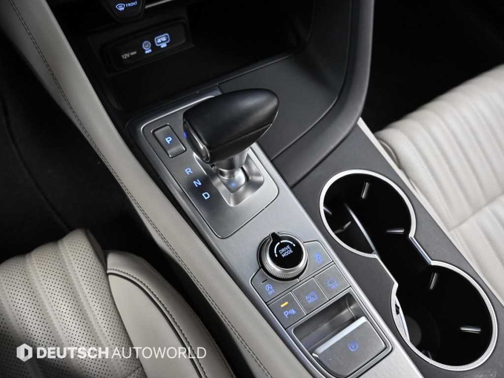 Genesis G70 - Vista 9