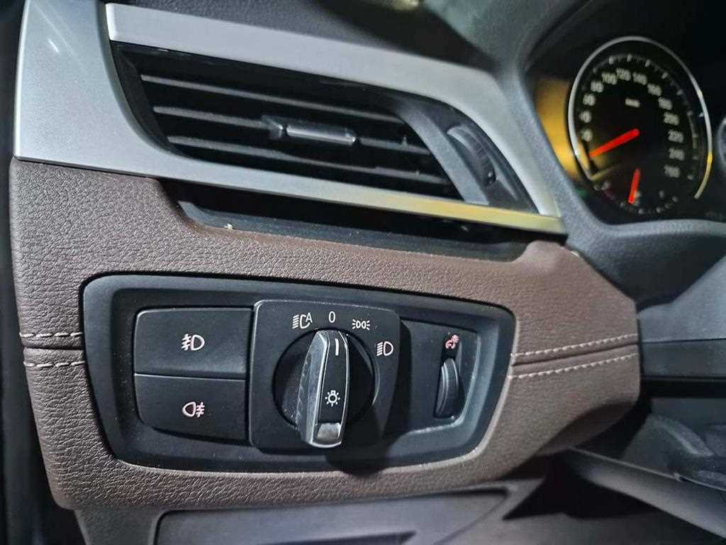 BMW X1 2022 Negro - Importación desde Corea - HF Imports Iquique - Foto 13