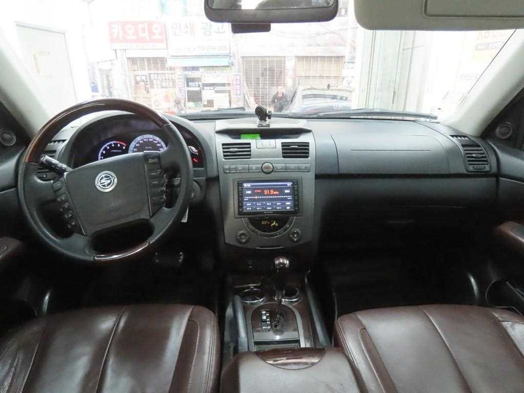 Ssangyong Rexton - Vista 7