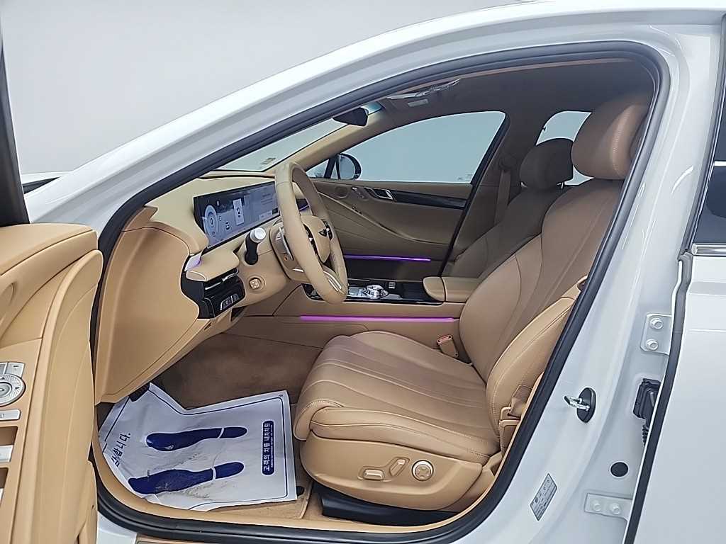 Genesis G80 - Vista 11