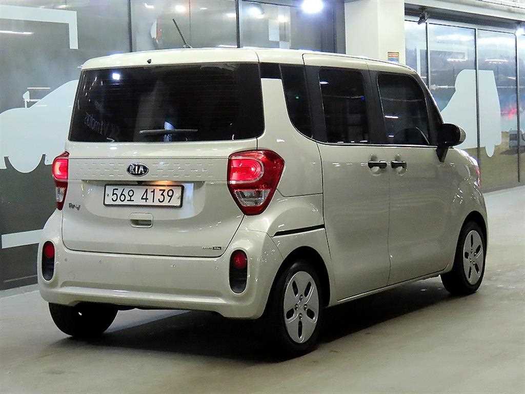KIA Ray - Vista 4