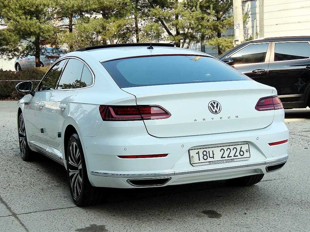 Volkswagen Arteon - Vista 3