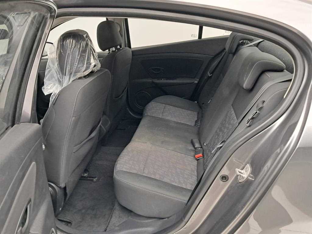 SAMSUNG SM3 - Vista 11