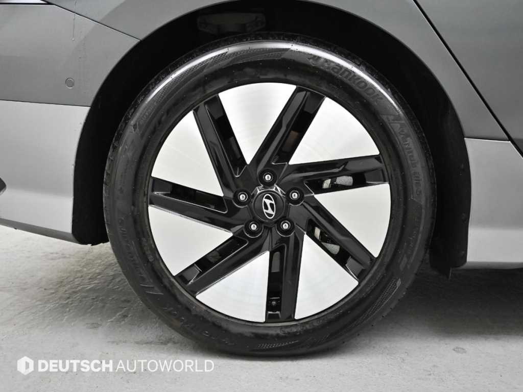 HYUNDAI Ioniq 6 - Vista 5