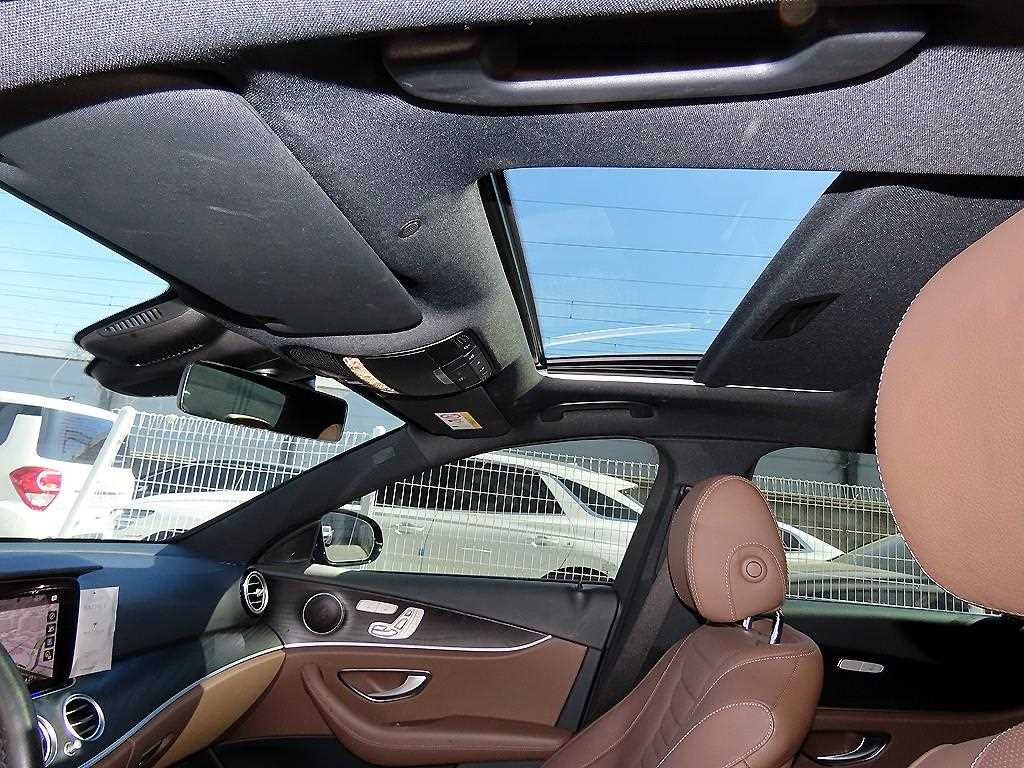 Mercedes Benz E class 2023 Negro - Importación desde Corea - HF Imports Iquique - Foto 17