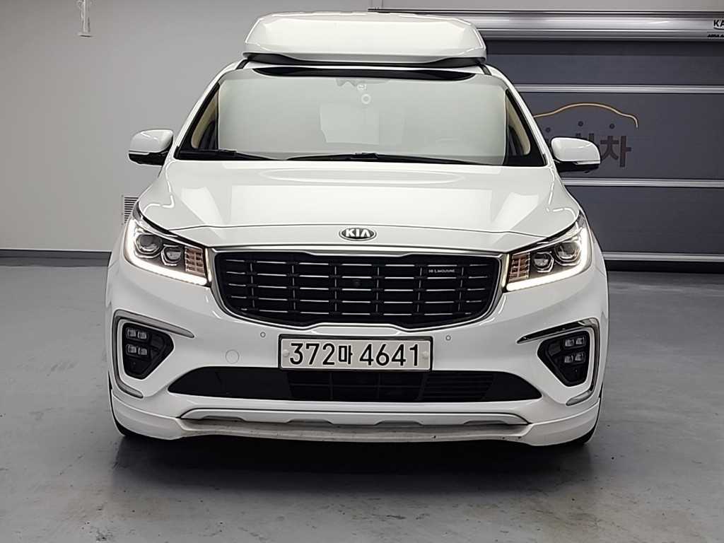 KIA Carnival - Vista 2