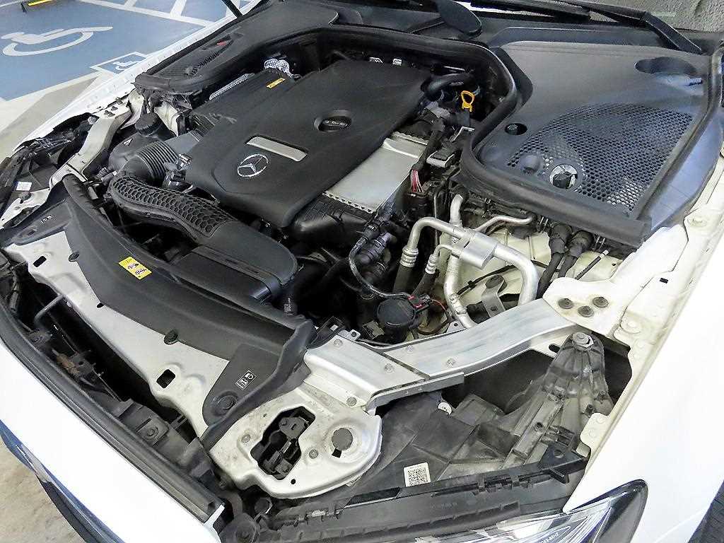 Mercedes Benz E class 2019 Blanco - Importación desde Corea - HF Imports Iquique - Foto 19