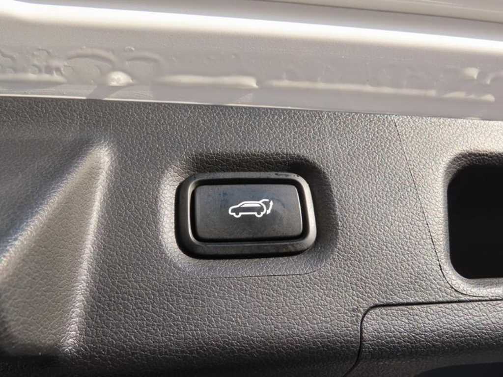 HYUNDAI Santa Fe - Vista 6