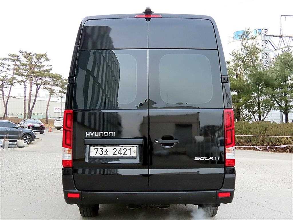HYUNDAI Solati - Vista 4