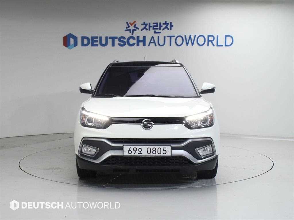 Ssangyong Tivoli - Vista 3