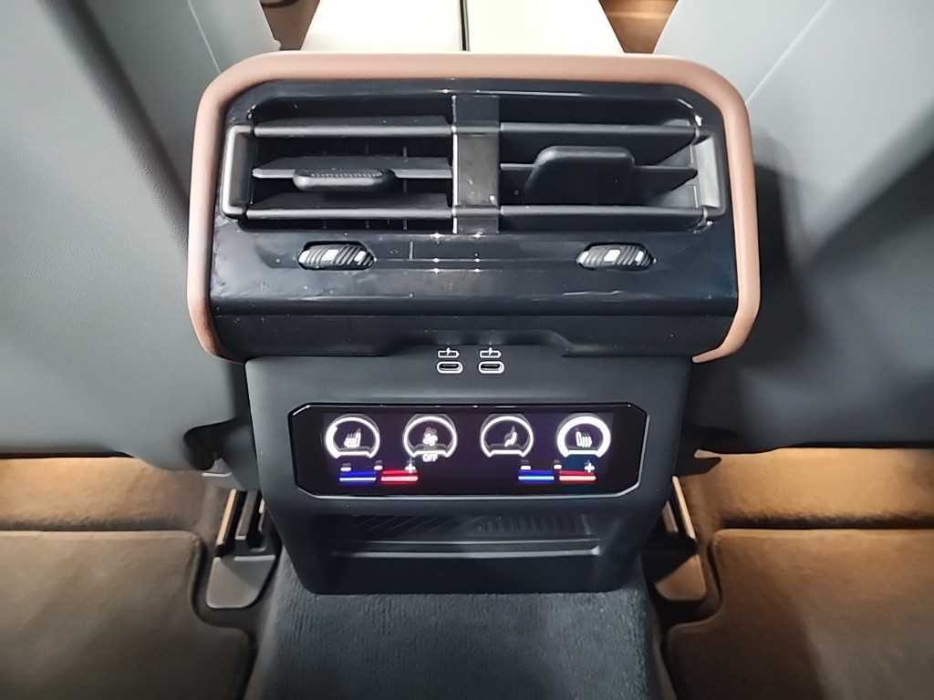 BMW 5 Series 2024 Negro - Importación desde Corea - HF Imports Iquique - Foto 13