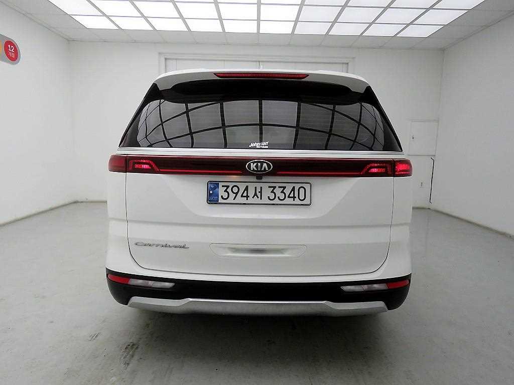 KIA Carnival - Vista 3