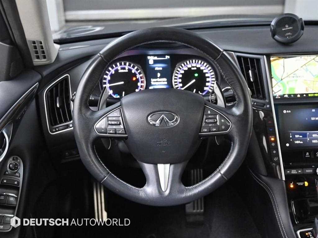 Infiniti Q - Vista 12