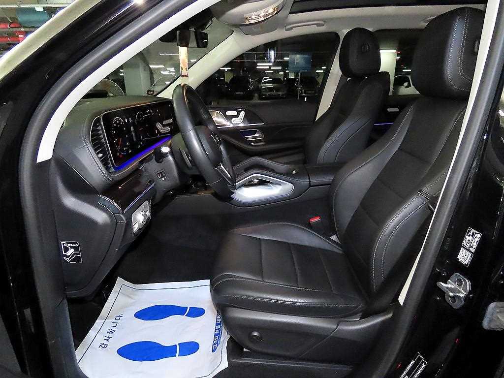 Mercedes Benz GLE Class - Vista 6