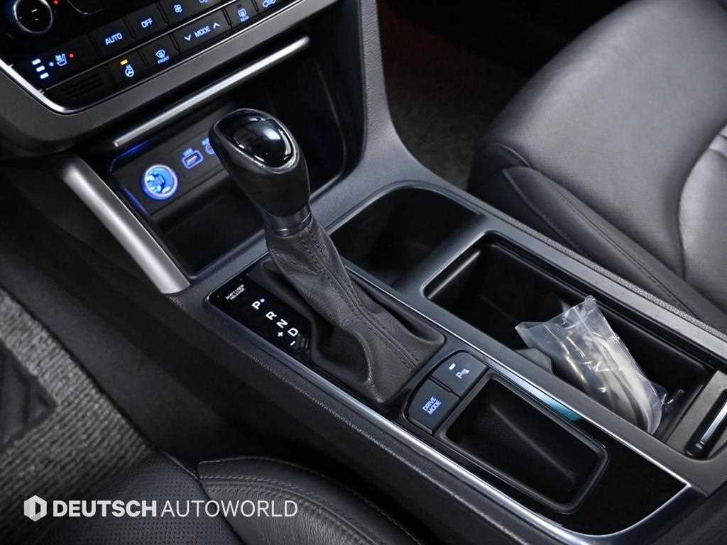 HYUNDAI Sonata - Vista 9