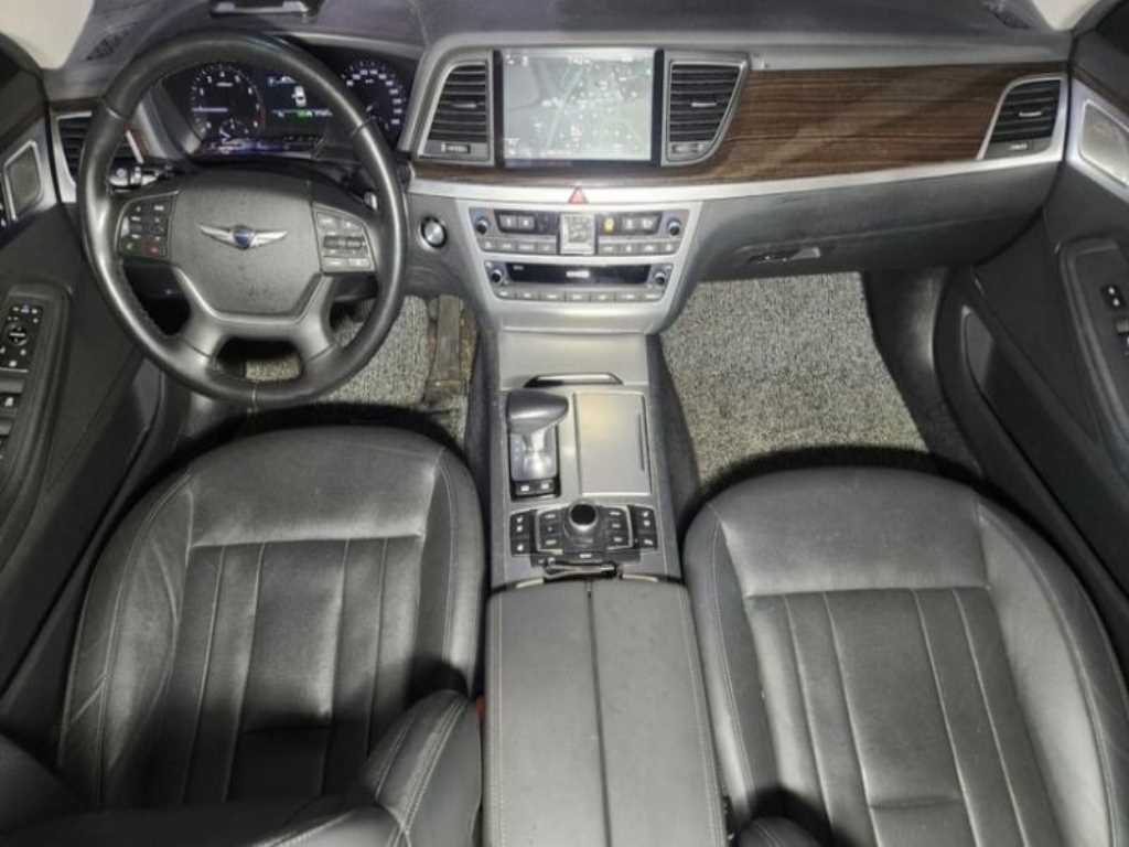 Genesis G80 - Vista 5