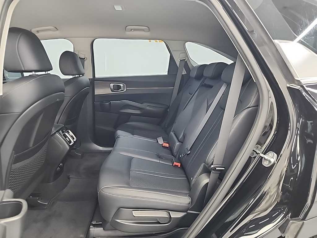 KIA Sorento - Vista 12