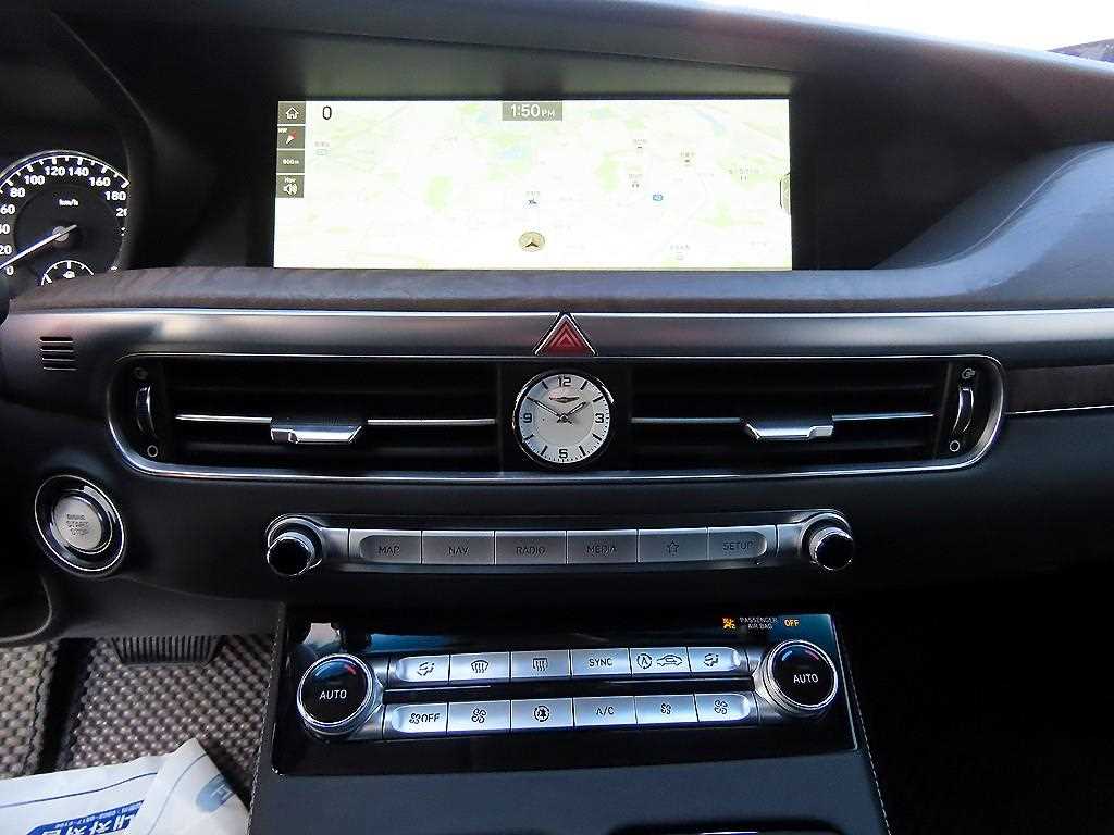 Genesis G90 2019 Negro - Importación desde Corea - HF Imports Iquique - Foto 14