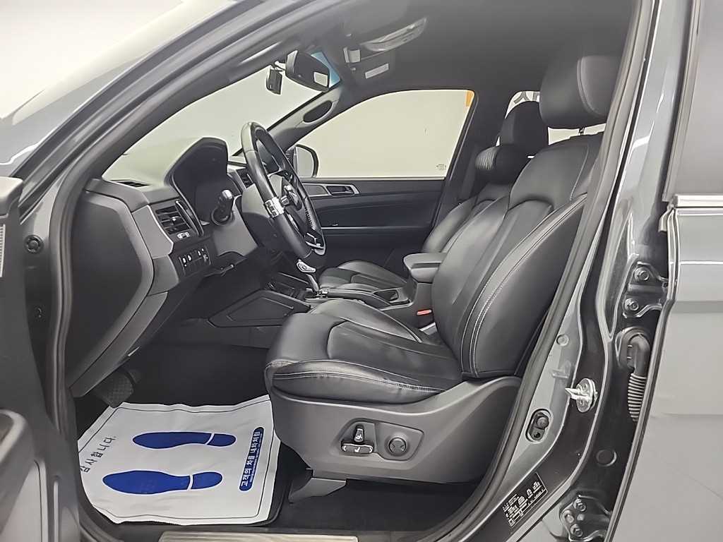 Ssangyong Rexton - Vista 11