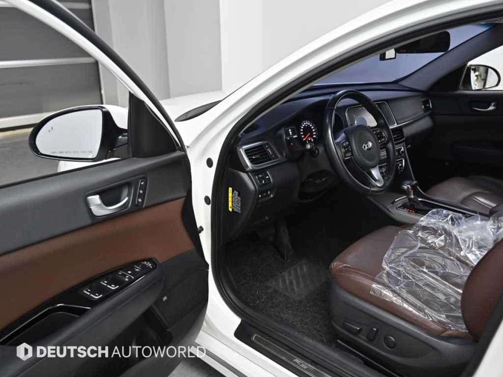 KIA K5 - Vista 11