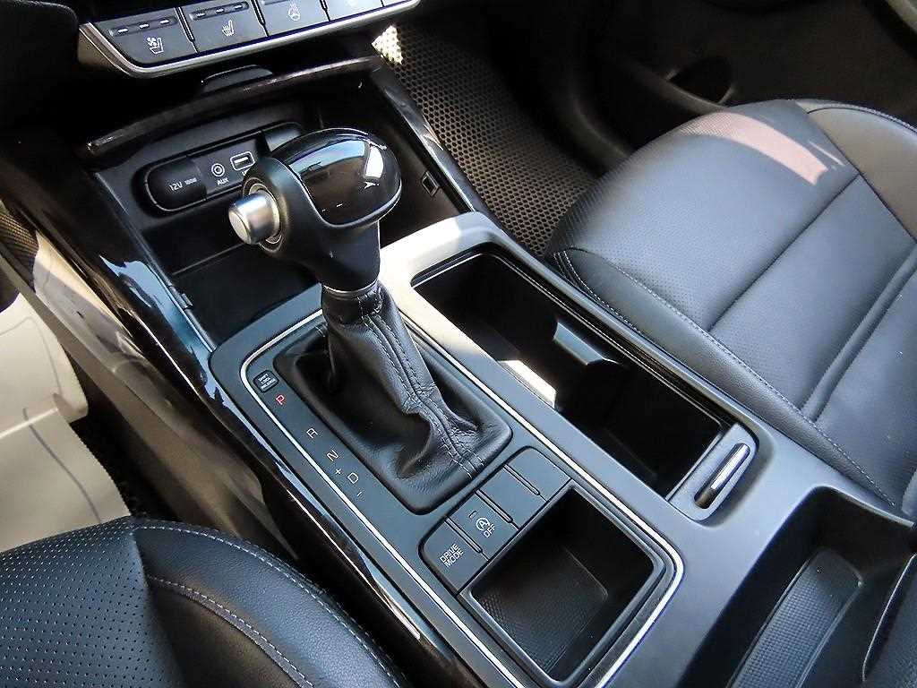 KIA Sorento - Vista 10