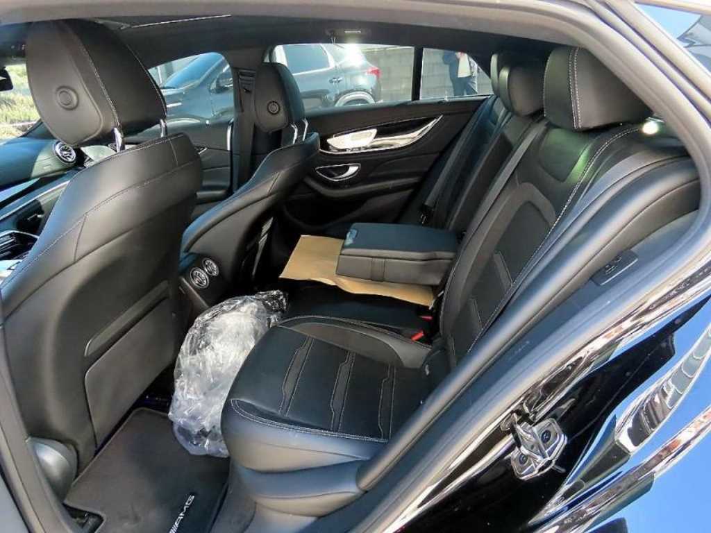 Mercedes Benz AMG GT - Vista 6