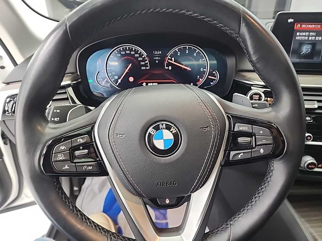 BMW 5 Series - Vista 9