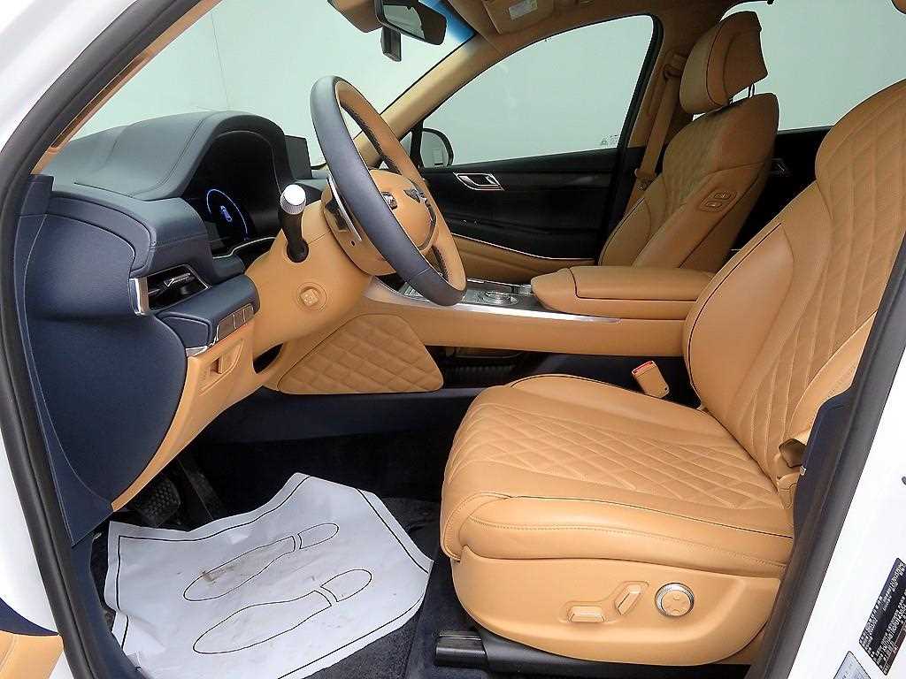 Genesis GV80 - Vista 7