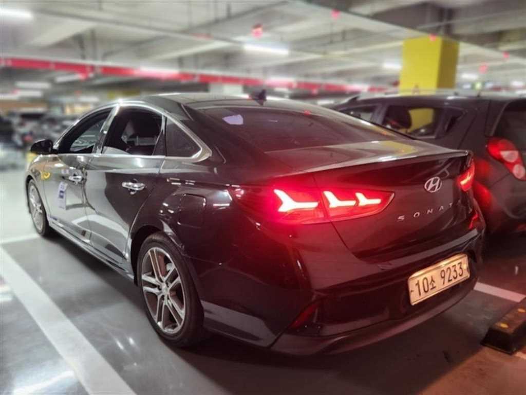 HYUNDAI Sonata - Vista 4