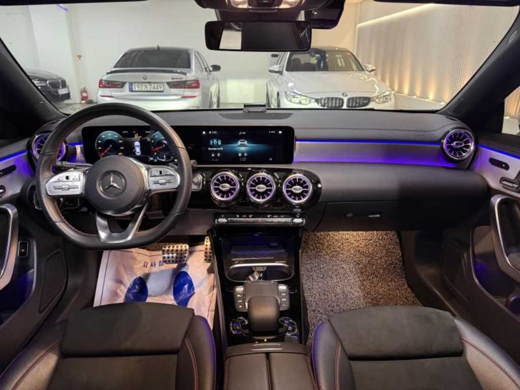 Mercedes Benz CLA Class - Vista 8
