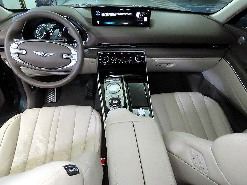 Genesis GV80 - Vista 10