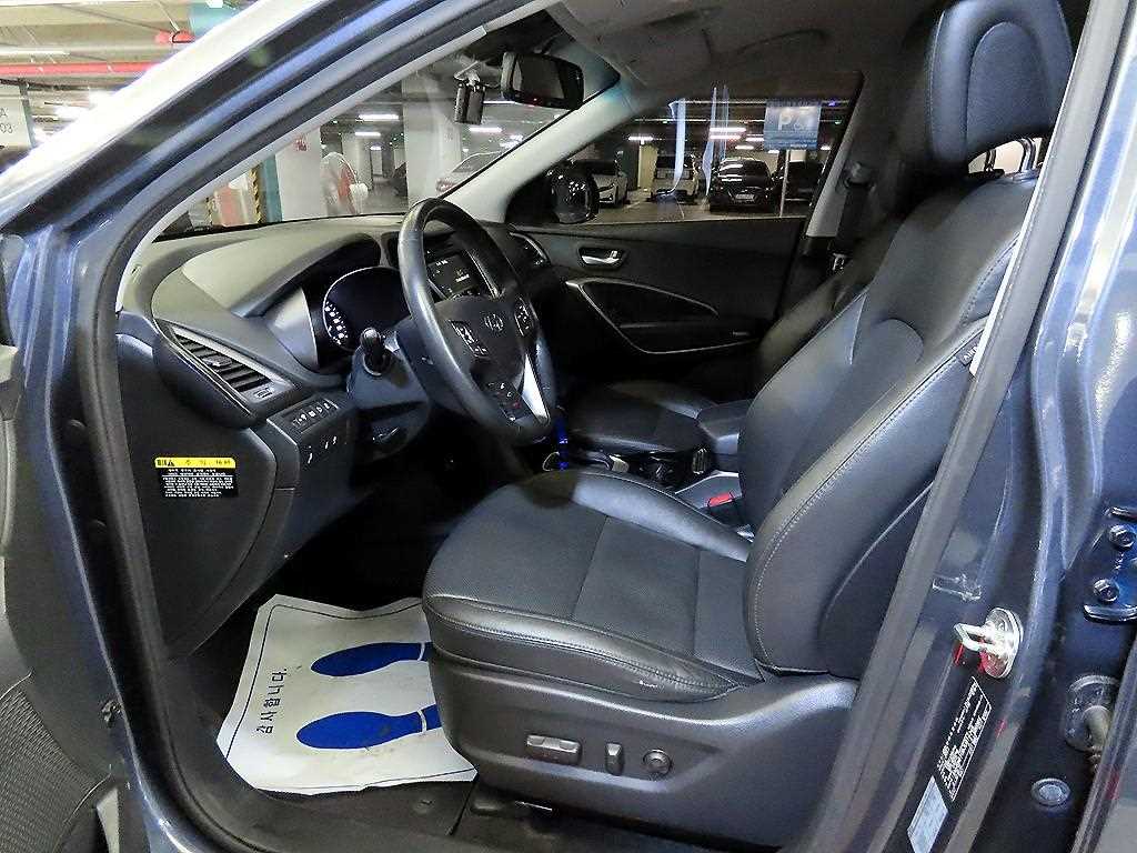 HYUNDAI Santa Fe - Vista 6