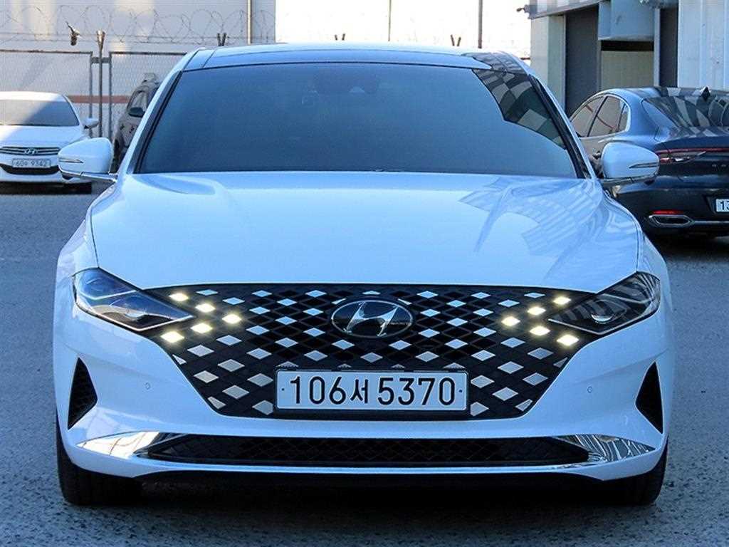 HYUNDAI Grandeur 2023 Blanco - Importación desde Corea - HF Imports Iquique - Foto 1