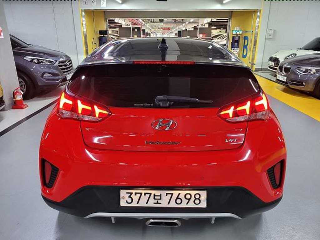 HYUNDAI Veloster - Vista 5