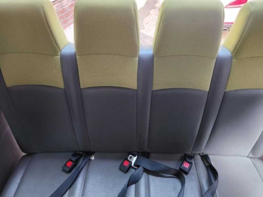 HYUNDAI Starex - Vista 11