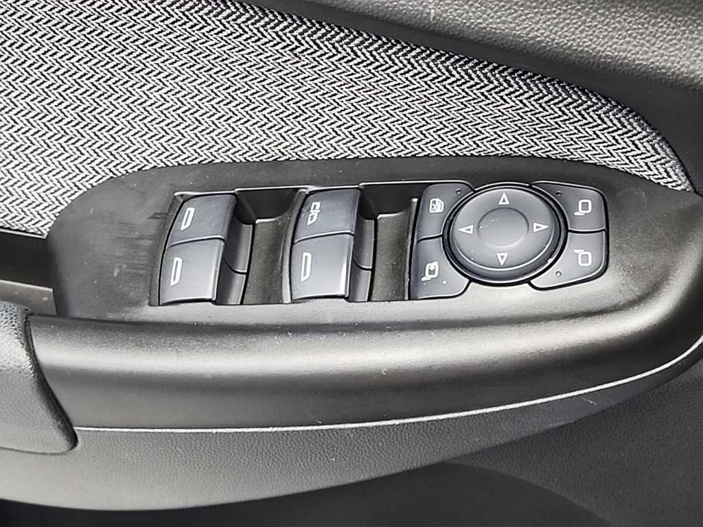 Chevrolet Trail Blazer 2022 Blanco - Importación desde Corea - HF Imports Iquique - Foto 19