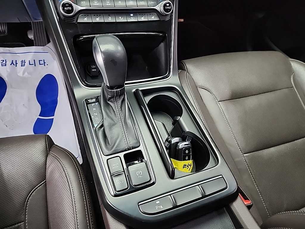 HYUNDAI Grandeur - Vista 8