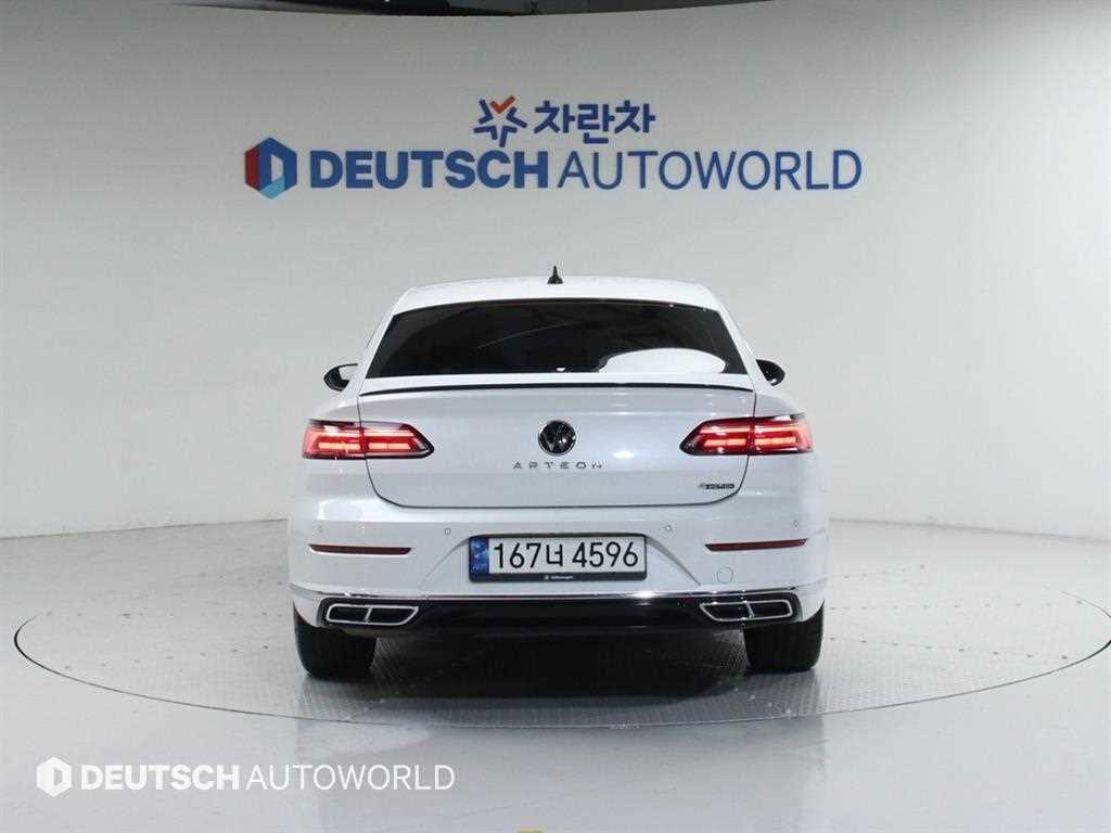 Volkswagen Arteon - Vista 4