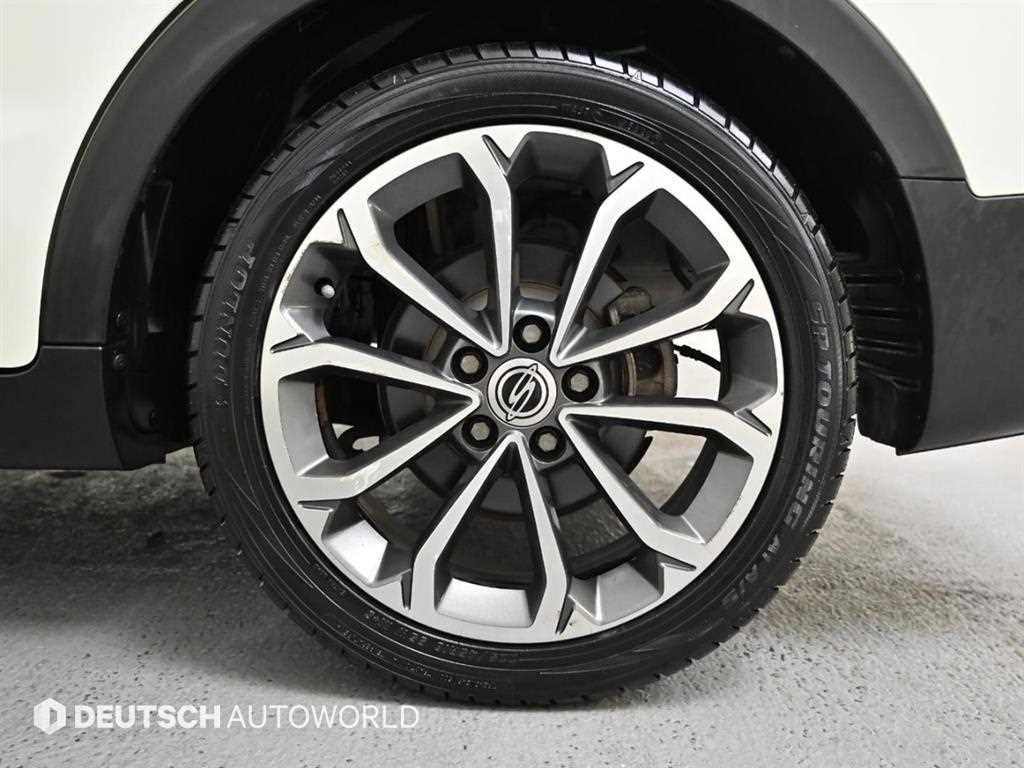 Ssangyong Tivoli - Vista 5