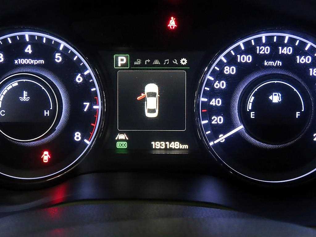 HYUNDAI Aslan - Vista 9